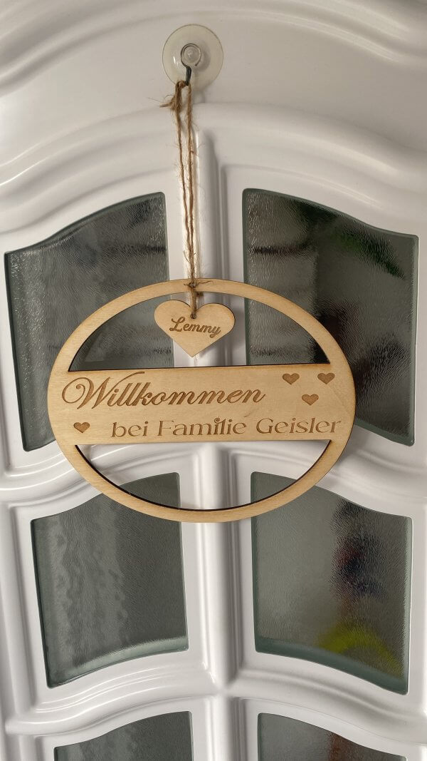 Personalisiertes Familienschild / Türschild aus Holz – Bild 2